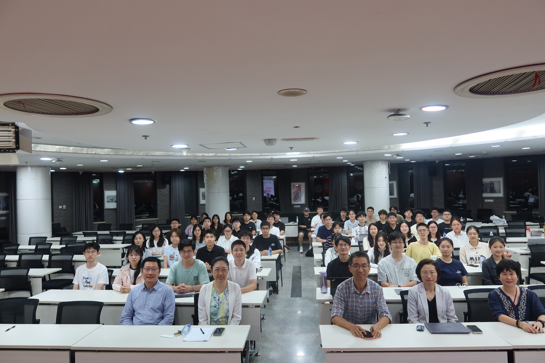 编辑后：图6 全体合影 IMG_0602.jpg