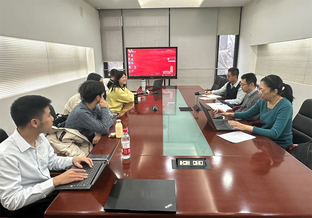 编辑后:图 1 本科生座谈会现场.jpg