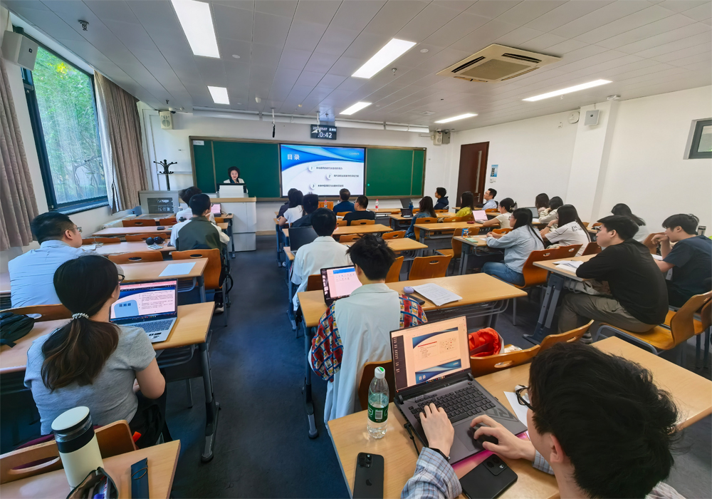 编辑后:图2 会场现场.jpg 编辑后:图2 会场现场.jpg